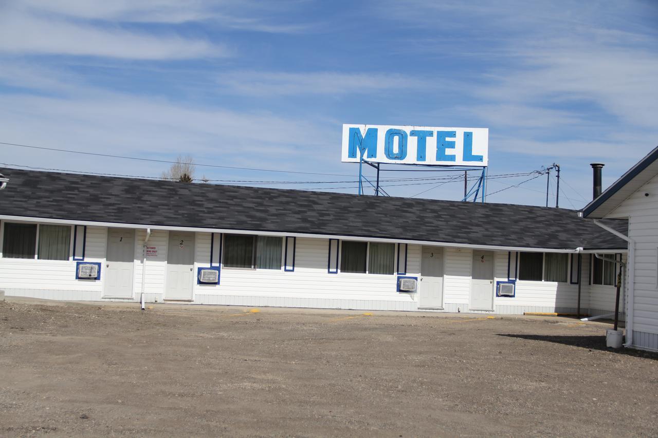 Bluebird Motel Innisfail 外观 照片