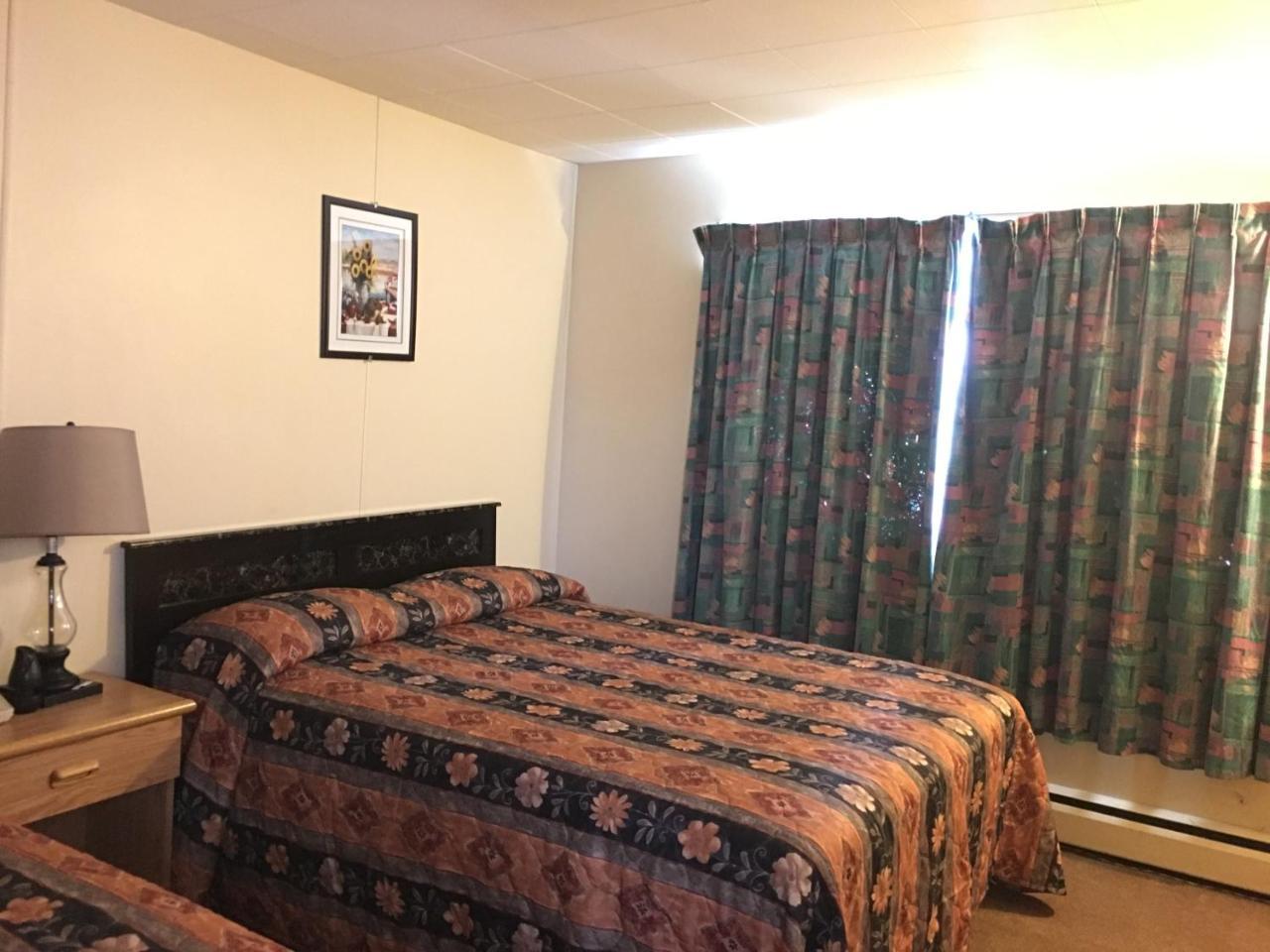 Bluebird Motel Innisfail 外观 照片