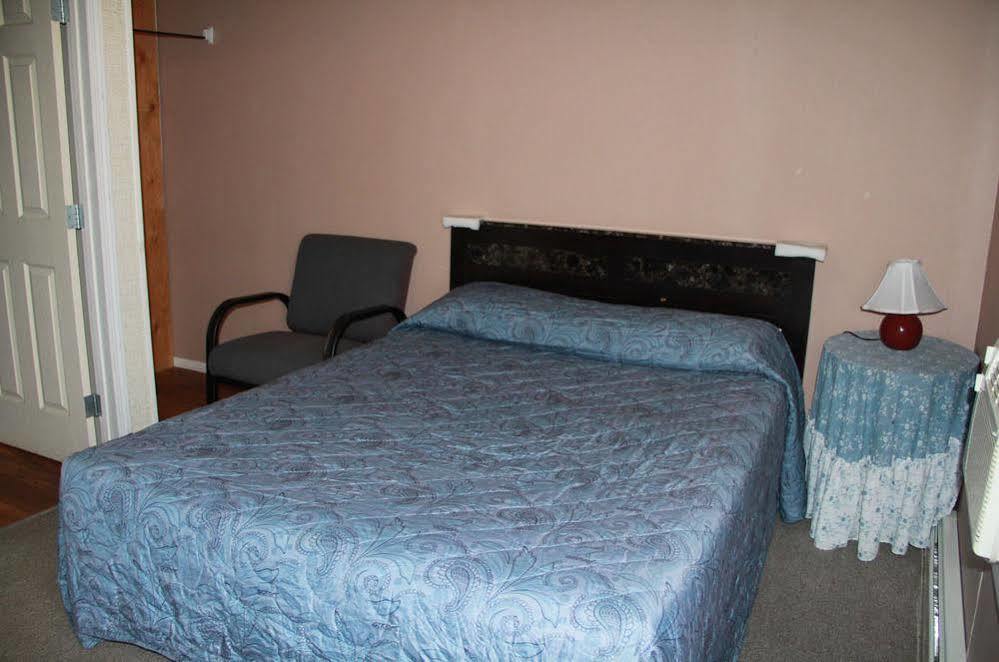Bluebird Motel Innisfail 外观 照片
