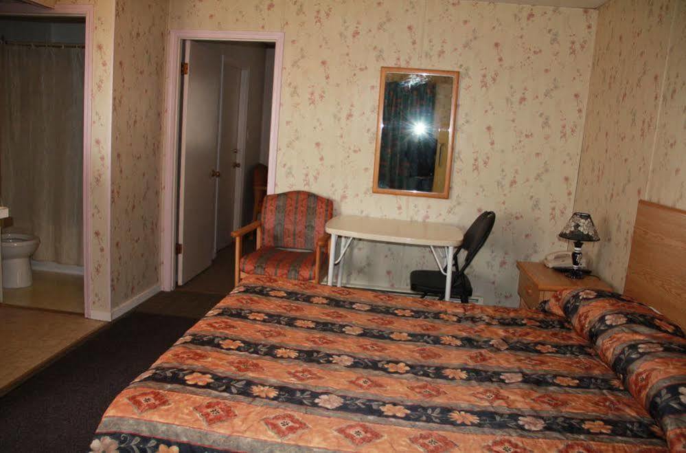 Bluebird Motel Innisfail 外观 照片