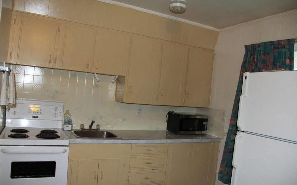Bluebird Motel Innisfail 外观 照片